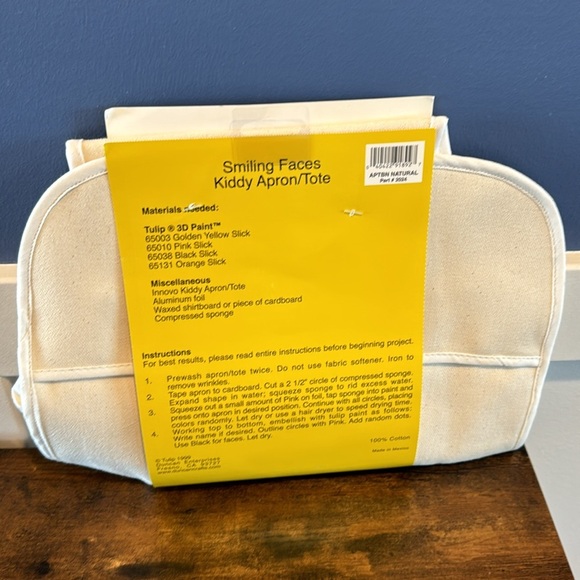 NEW** Make your own smiling faces convertible, kitty apron/tote by Tulip - Picture 2 of 2